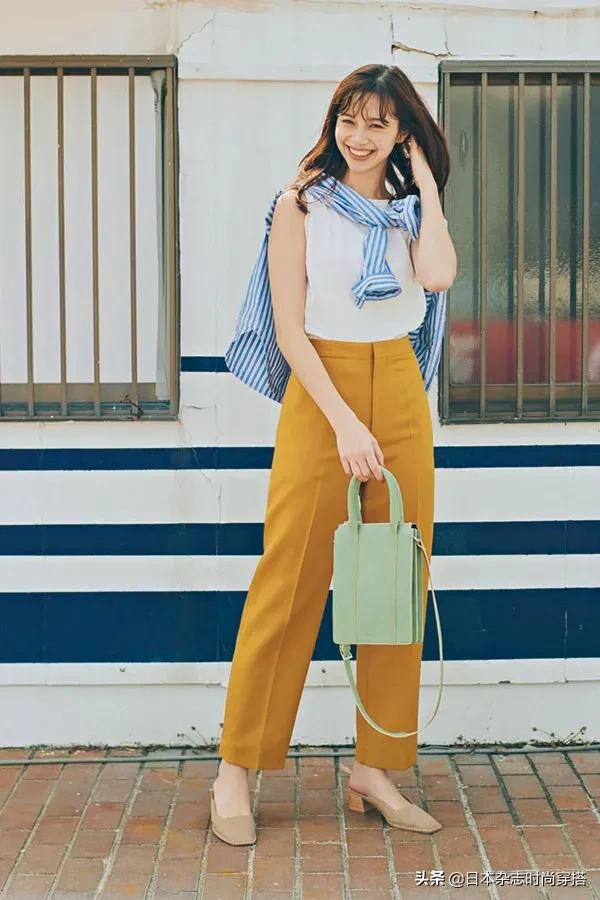 今夏流行卡其色单鞋穿搭指南，多场合适配超万能