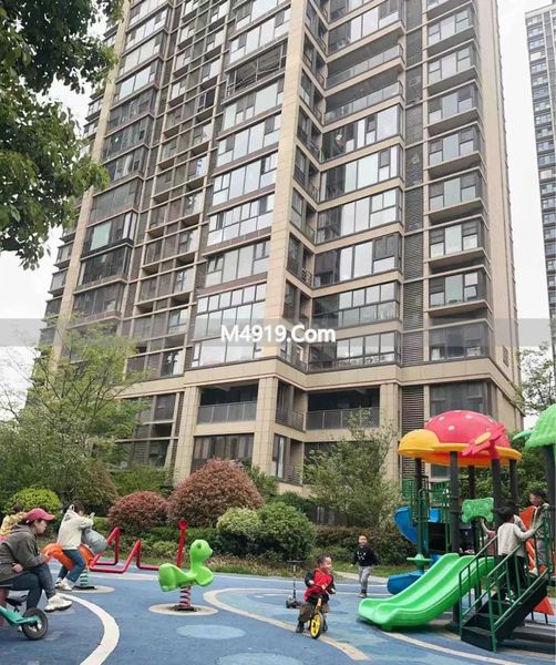 买房别踩坑：连廊中间户和高层真没那么好