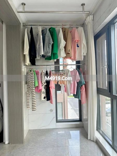 高层晾衣服难？试试侧装或隐形晾衣杆