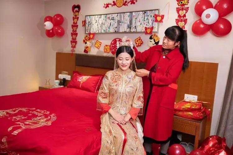 想把出嫁小姑子房间改儿童房遭婆婆反对，媳妇委屈求问没这权利？