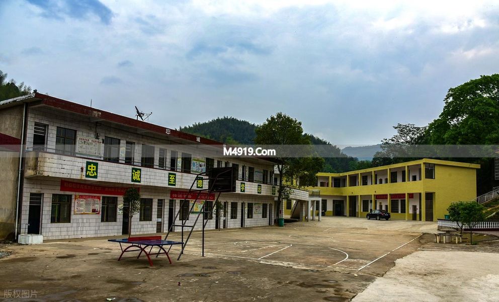 _什么情况可能引发踩踏事件_光棍危机引发农村动荡