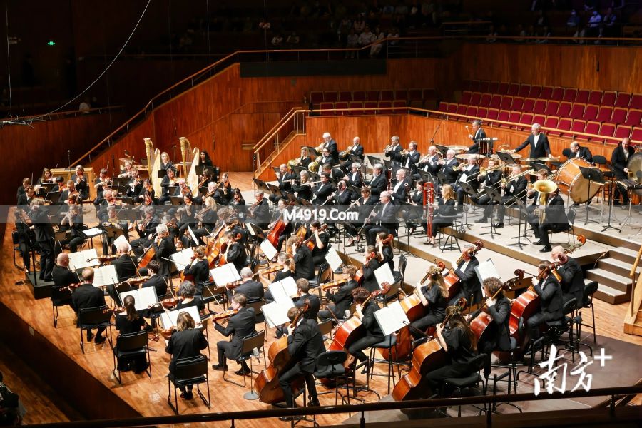 巴黎管弦乐团时隔22年重返星海音乐厅，与孩子共谱音乐篇章