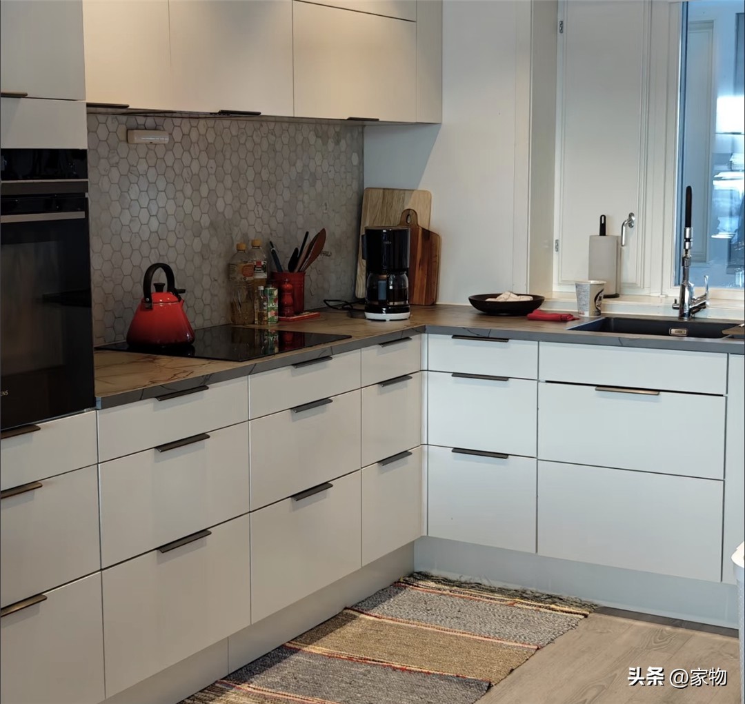 留子出国租房遇奇葩装修，挪威房东设计超实用值得学