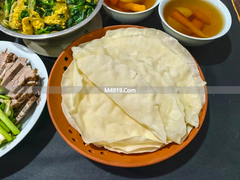 河南水烙馍薄饼卷菜做法，简单又快速，好吃还营养