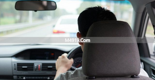 开车高度_开车高低肩怎么办_