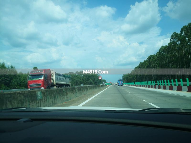 为何一上高速就想睡觉，不是你不累，而是中了这3个“陷阱”_为何一上高速就想睡觉，不是你不累，而是中了这3个“陷阱”_