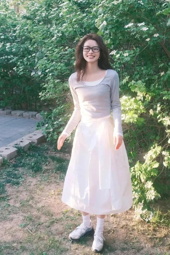 长个子的鞋__腿长的人穿高帮鞋好看吗