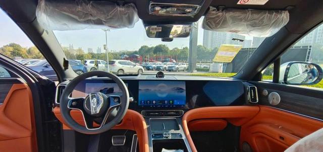 22026年除夕夜：问界M9车队与家的变迁，出行工具见证时代